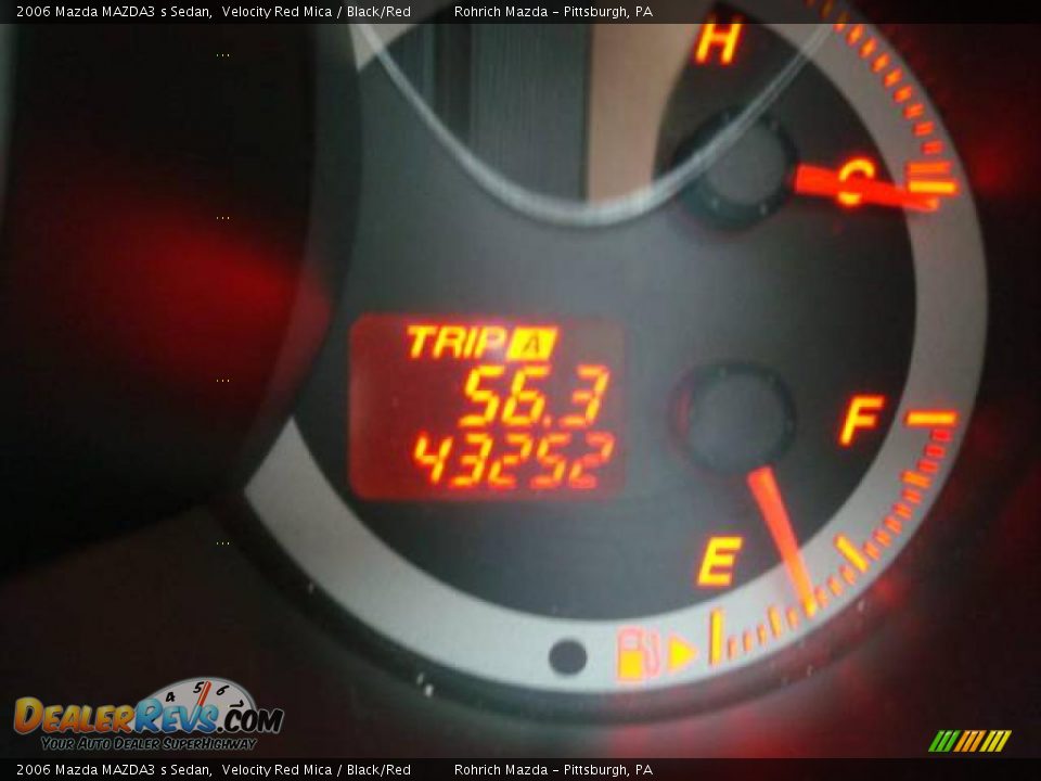 2006 Mazda MAZDA3 s Sedan Velocity Red Mica / Black/Red Photo #20