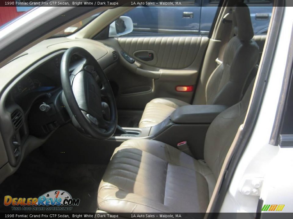 1998 Pontiac Grand Prix GTP Sedan Bright White / Dark Taupe Photo #3