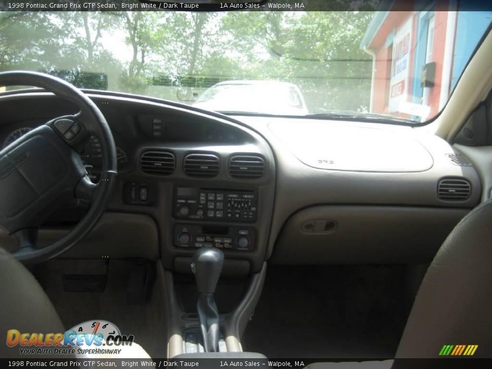 1998 Pontiac Grand Prix GTP Sedan Bright White / Dark Taupe Photo #5