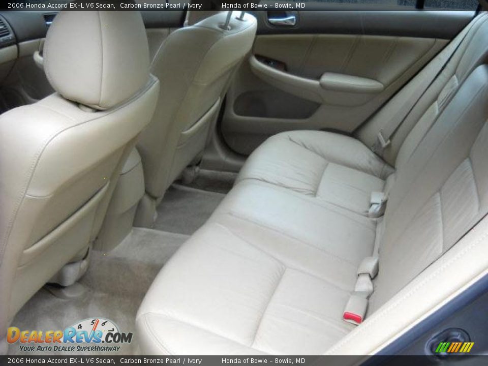 2006 Honda Accord EX-L V6 Sedan Carbon Bronze Pearl / Ivory Photo #10