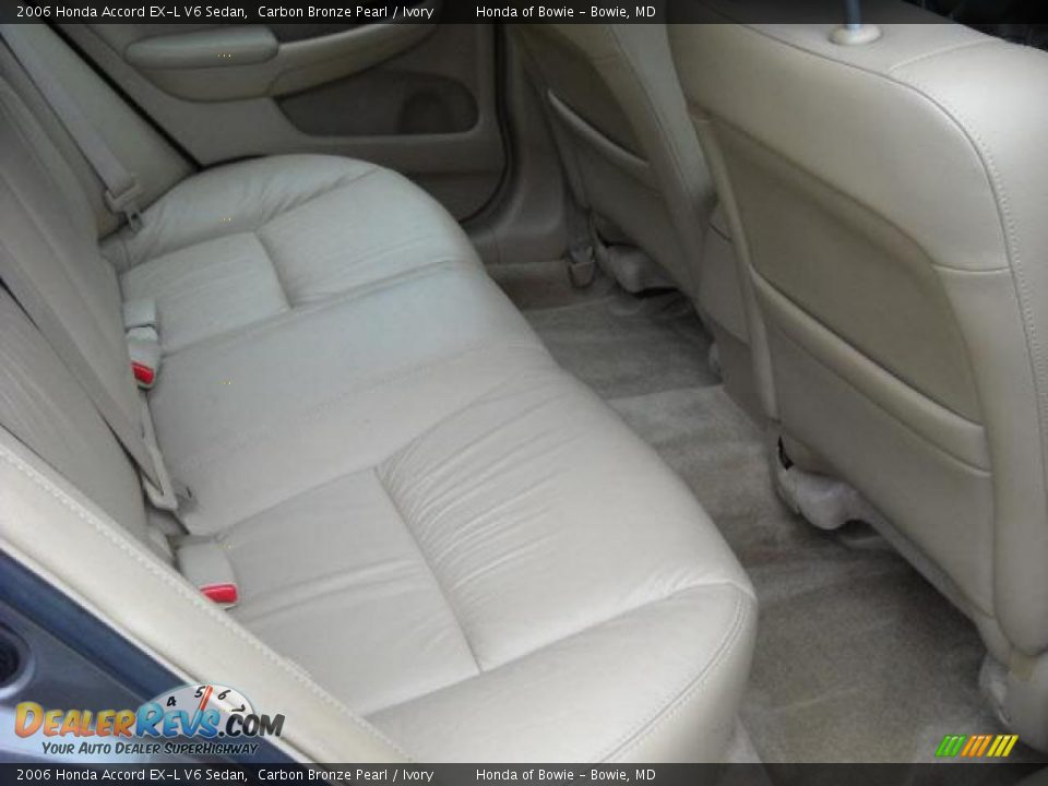 2006 Honda Accord EX-L V6 Sedan Carbon Bronze Pearl / Ivory Photo #18