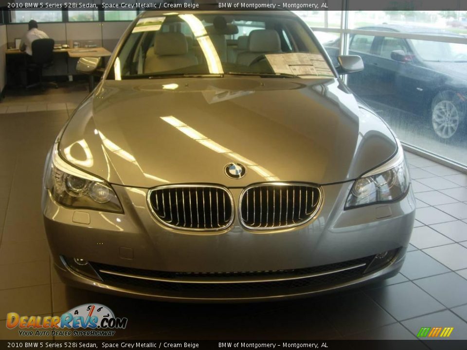 2010 BMW 5 Series 528i Sedan Space Grey Metallic / Cream Beige Photo #7