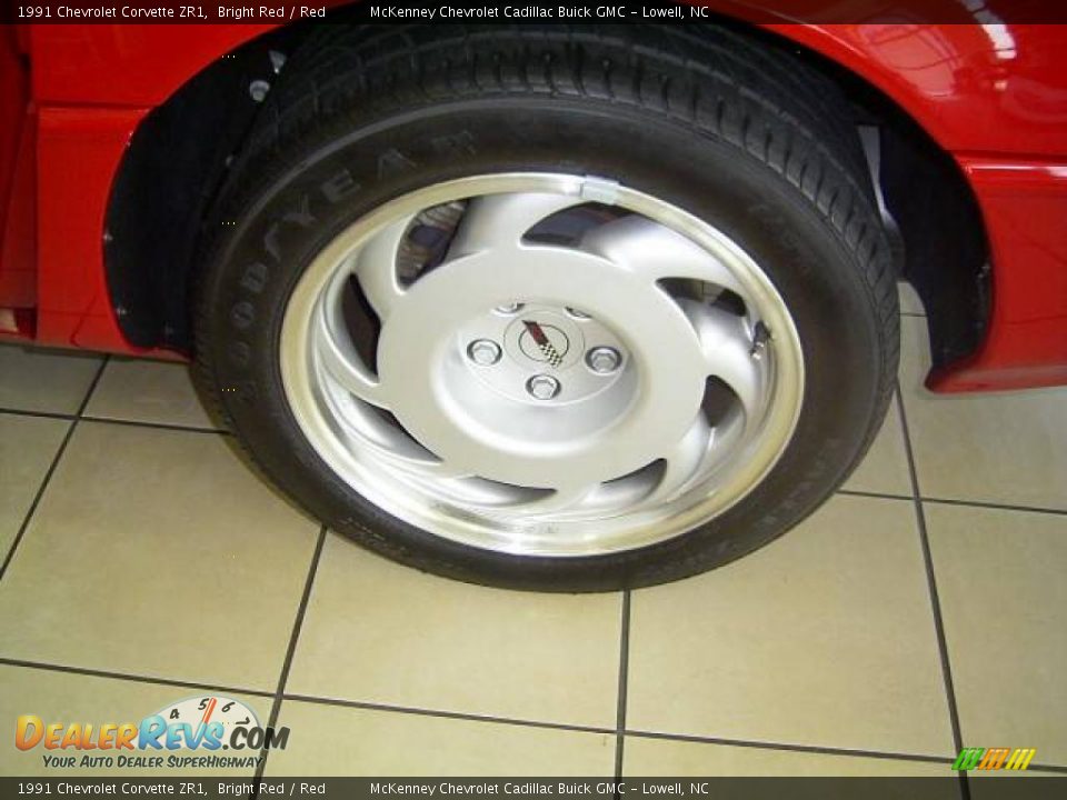 1991 Chevrolet Corvette ZR1 Bright Red / Red Photo #13