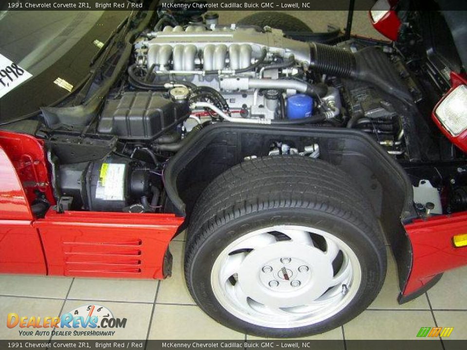 1991 Chevrolet Corvette ZR1 Bright Red / Red Photo #16