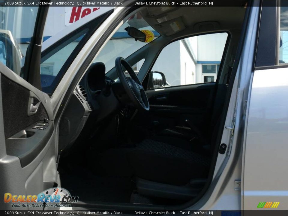 2009 Suzuki SX4 Crossover Technology Quicksilver Metallic / Black Photo #7