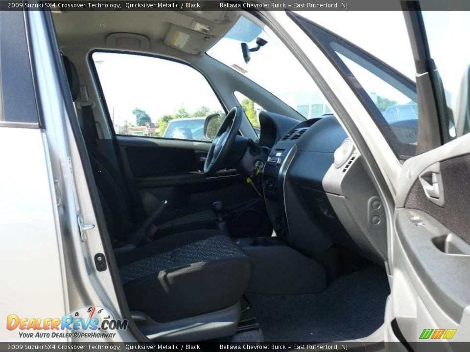 2009 Suzuki SX4 Crossover Technology Quicksilver Metallic / Black Photo #8