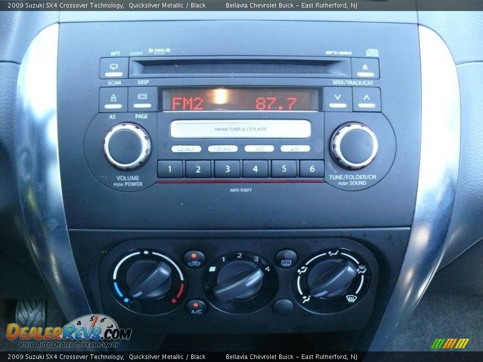2009 Suzuki SX4 Crossover Technology Quicksilver Metallic / Black Photo #10