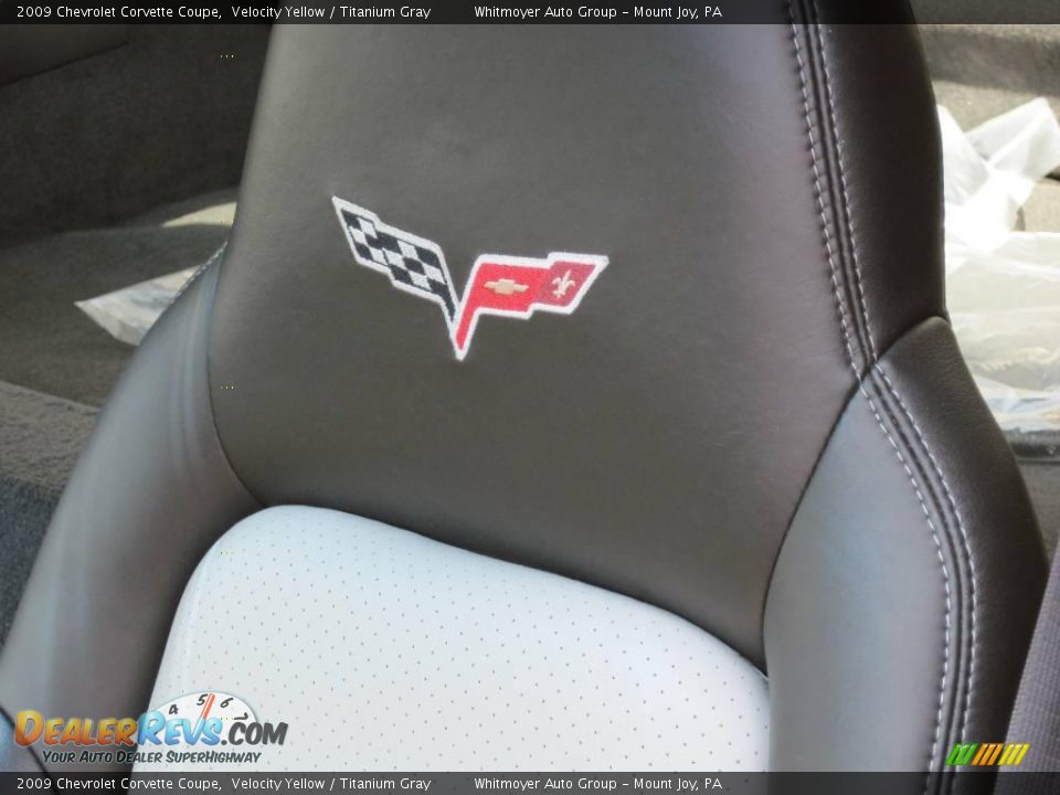 2009 Chevrolet Corvette Coupe Velocity Yellow / Titanium Gray Photo #11