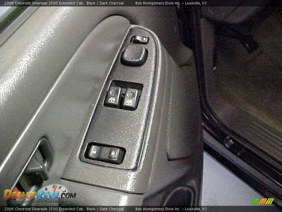 2006 Chevrolet Silverado 1500 Extended Cab Black / Dark Charcoal Photo #20