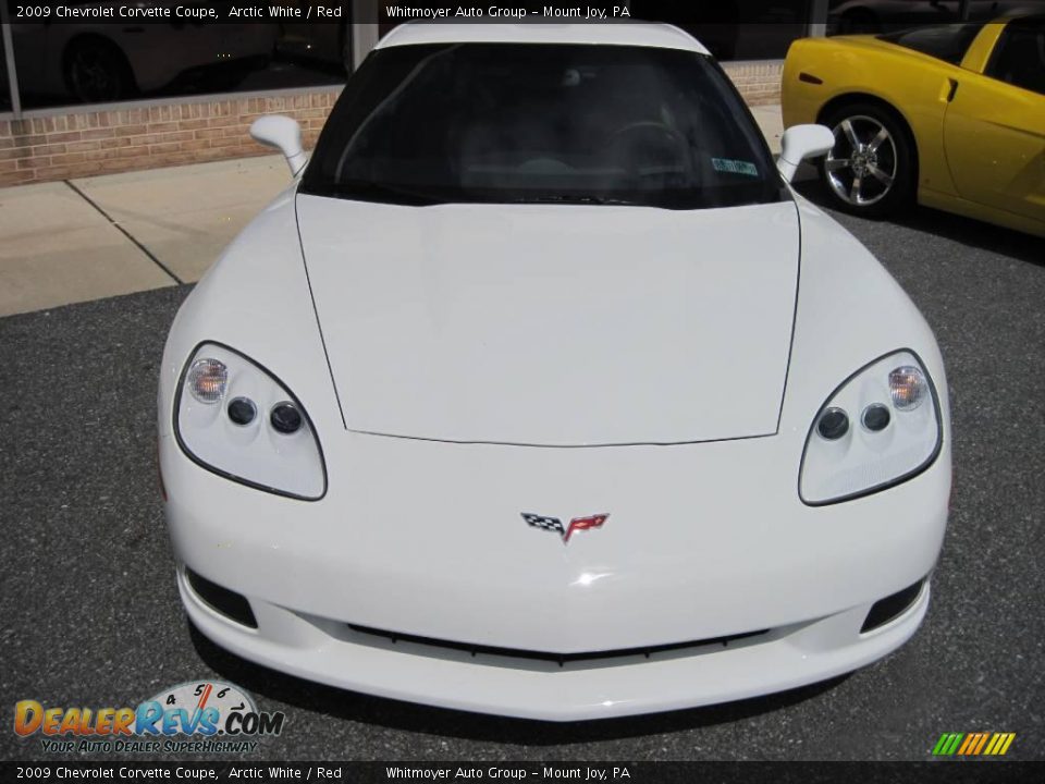 2009 Chevrolet Corvette Coupe Arctic White / Red Photo #1