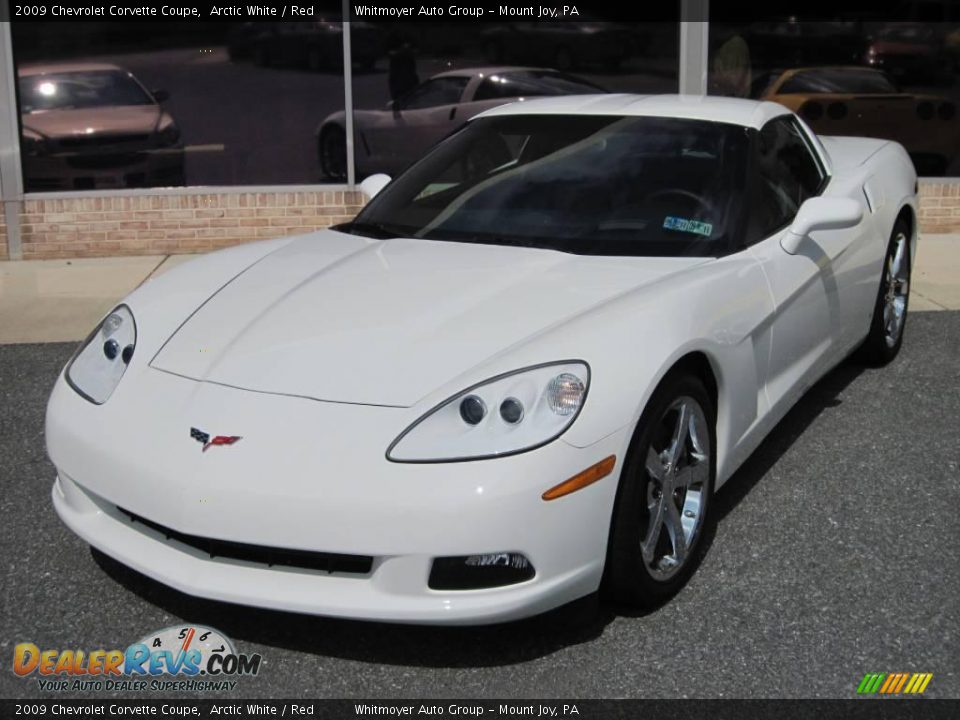 2009 Chevrolet Corvette Coupe Arctic White / Red Photo #2