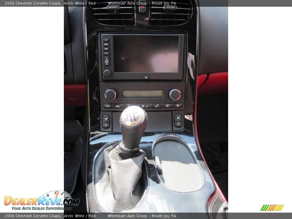 2009 Chevrolet Corvette Coupe Arctic White / Red Photo #14