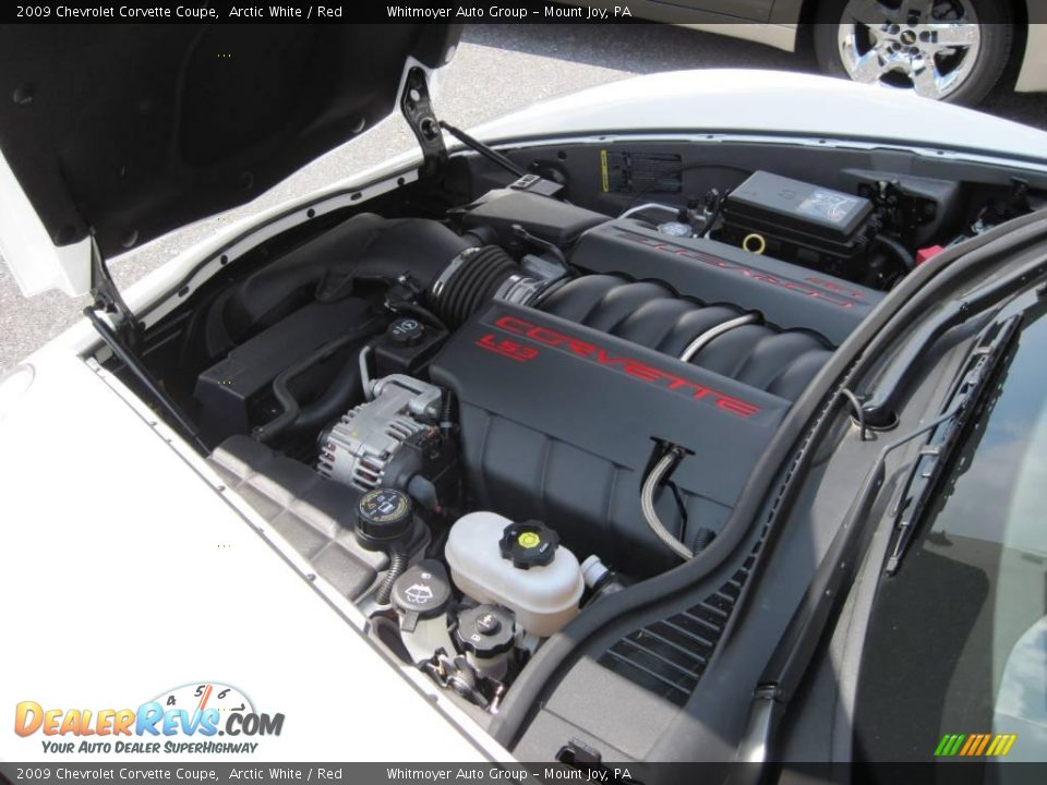 2009 Chevrolet Corvette Coupe Arctic White / Red Photo #19