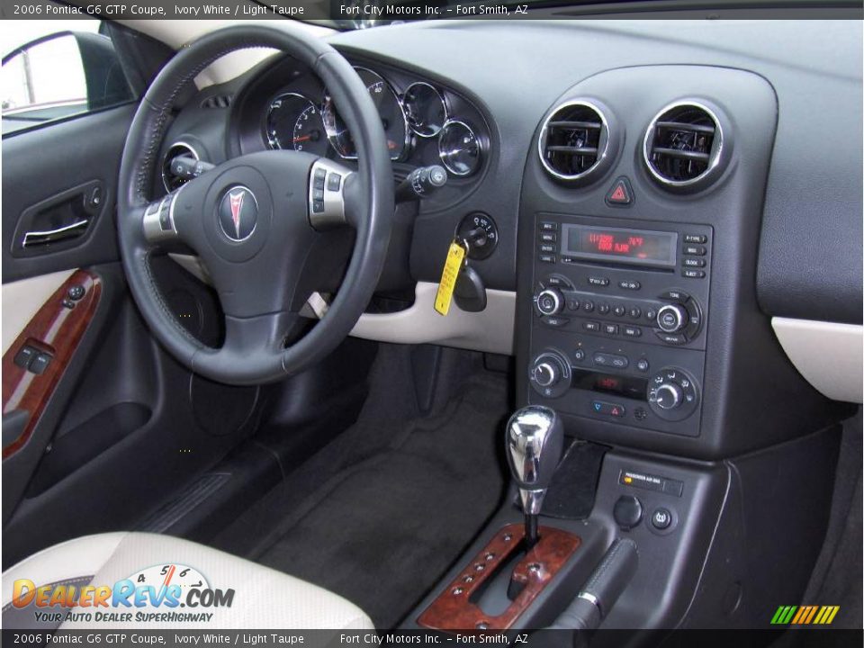 2006 Pontiac G6 GTP Coupe Ivory White / Light Taupe Photo #9