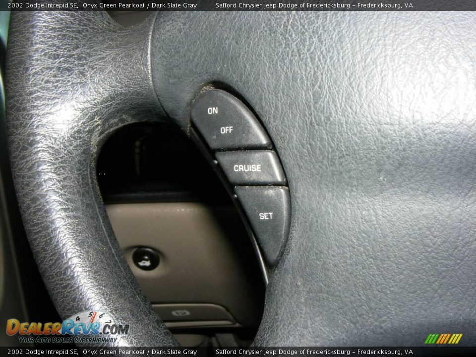 2002 Dodge Intrepid SE Onyx Green Pearlcoat / Dark Slate Gray Photo #9