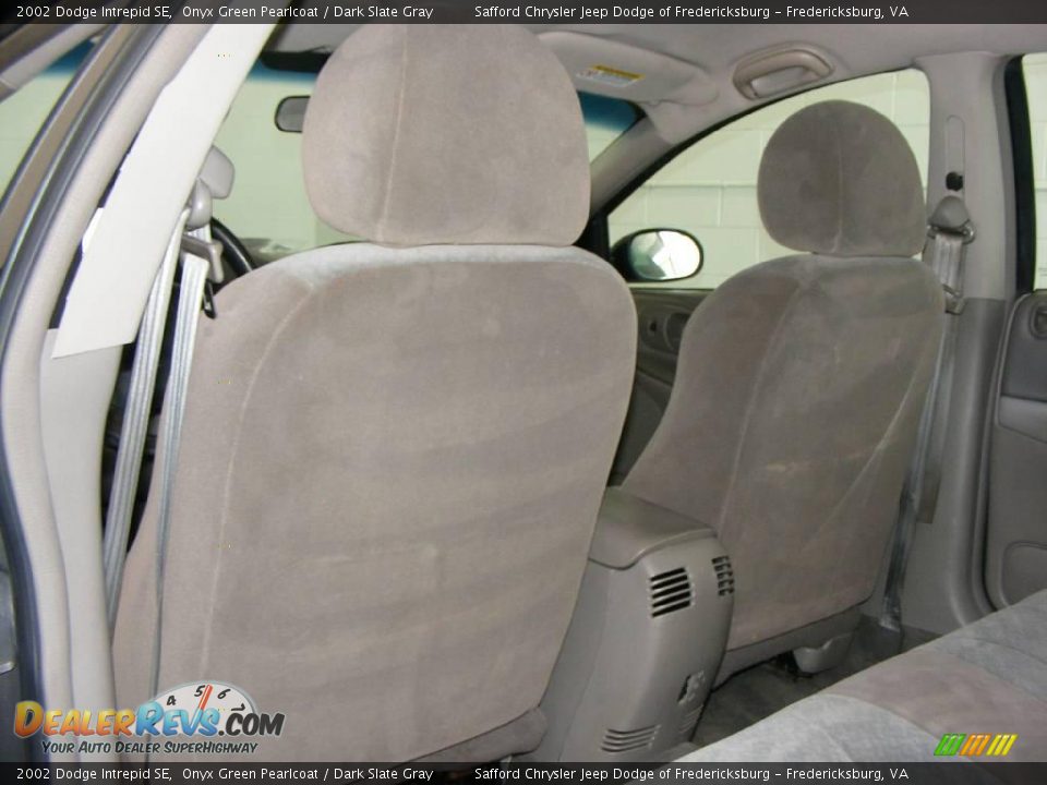 2002 Dodge Intrepid SE Onyx Green Pearlcoat / Dark Slate Gray Photo #14