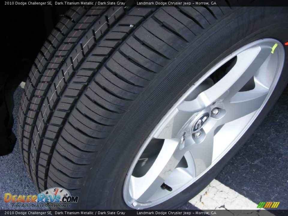 2010 Dodge Challenger SE Dark Titanium Metallic / Dark Slate Gray Photo #11