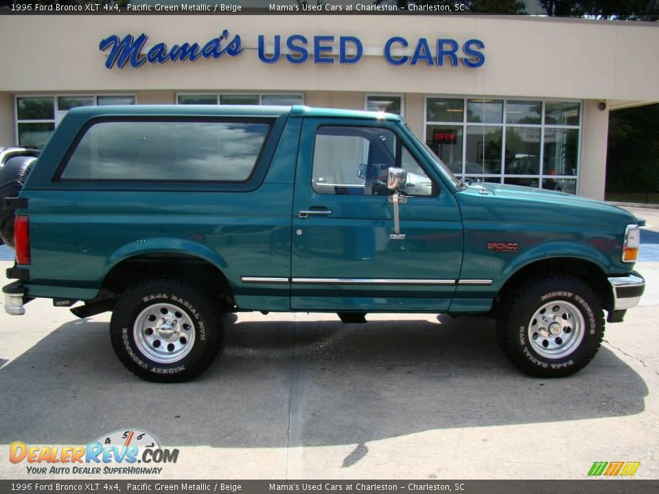 1996 Ford Bronco XLT 4x4 Pacific Green Metallic / Beige Photo #1