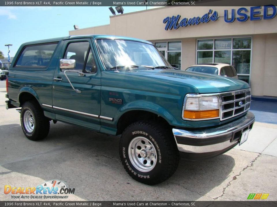 1996 Ford Bronco XLT 4x4 Pacific Green Metallic / Beige Photo #2