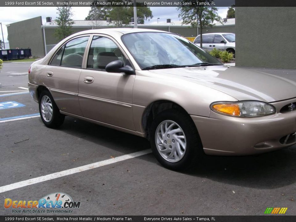 1999 Ford Escort SE Sedan Mocha Frost Metallic / Medium Prairie Tan Photo #1