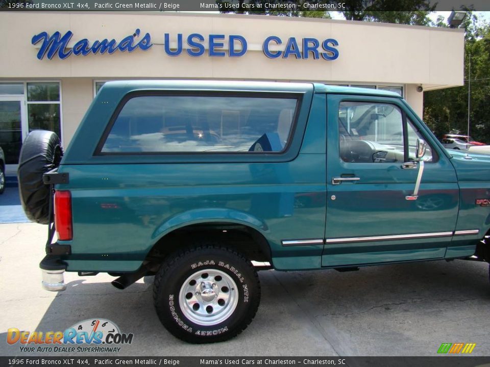 1996 Ford Bronco XLT 4x4 Pacific Green Metallic / Beige Photo #22