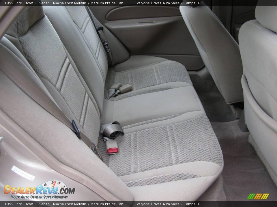 1999 Ford Escort SE Sedan Mocha Frost Metallic / Medium Prairie Tan Photo #17