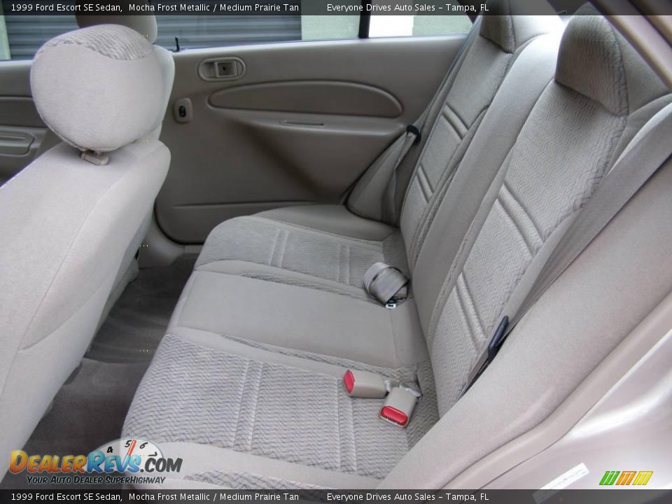1999 Ford Escort SE Sedan Mocha Frost Metallic / Medium Prairie Tan Photo #18