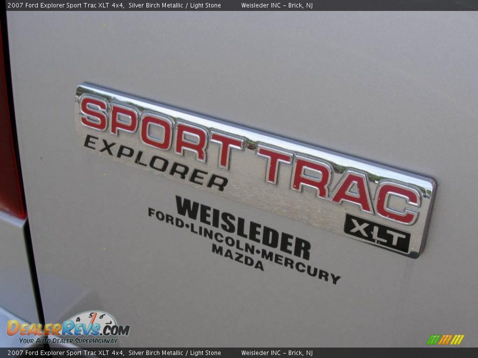 2007 Ford Explorer Sport Trac XLT 4x4 Silver Birch Metallic / Light Stone Photo #9