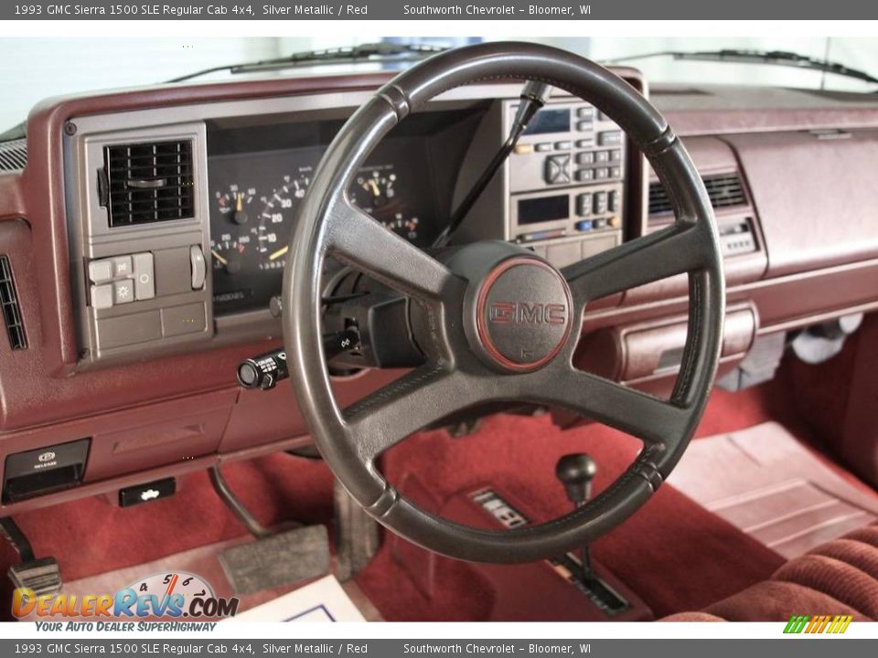 1993 GMC Sierra 1500 SLE Regular Cab 4x4 Silver Metallic / Red Photo #5