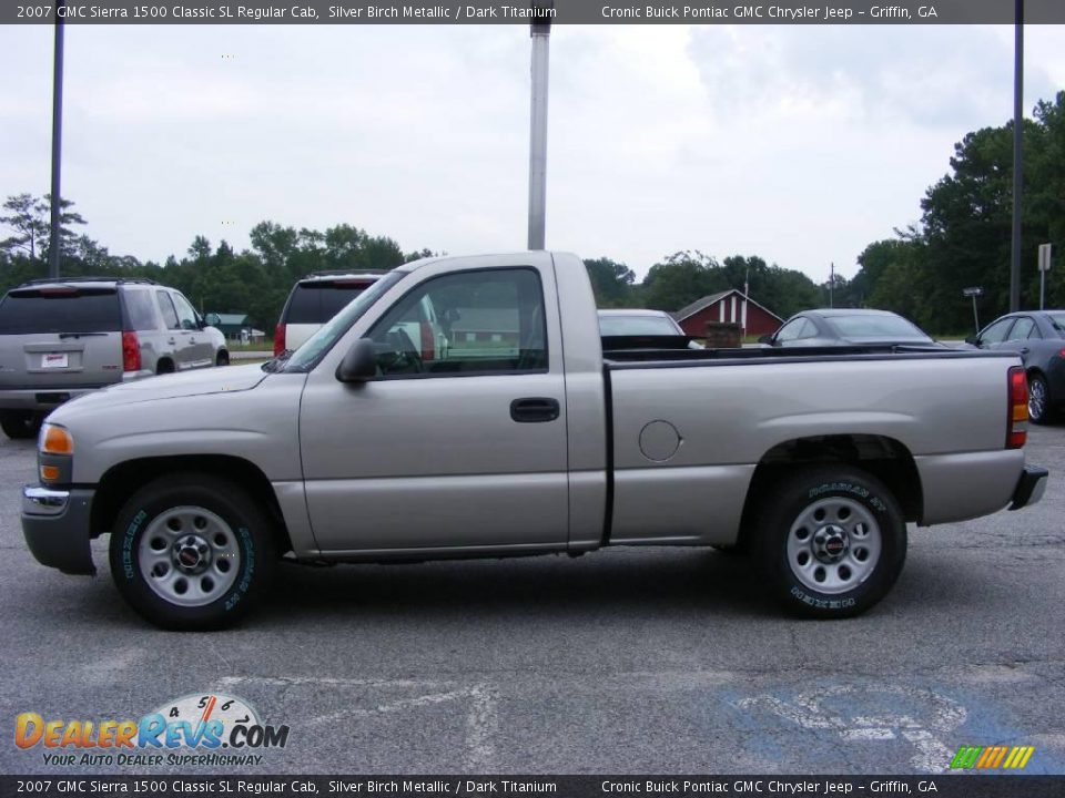 2007 GMC Sierra 1500 Classic SL Regular Cab Silver Birch Metallic / Dark Titanium Photo #5