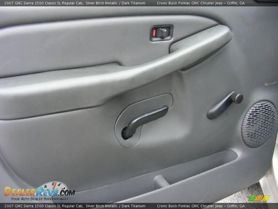 2007 GMC Sierra 1500 Classic SL Regular Cab Silver Birch Metallic / Dark Titanium Photo #11