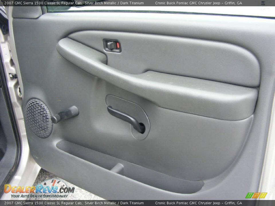 2007 GMC Sierra 1500 Classic SL Regular Cab Silver Birch Metallic / Dark Titanium Photo #14