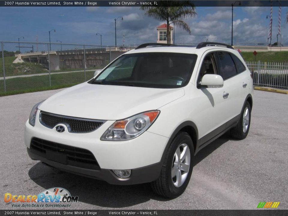 2007 Hyundai Veracruz Limited Stone White / Beige Photo #1