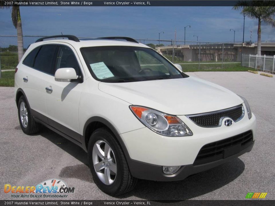 2007 Hyundai Veracruz Limited Stone White / Beige Photo #2