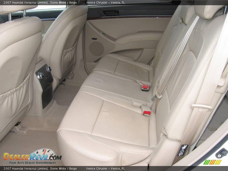 2007 Hyundai Veracruz Limited Stone White / Beige Photo #12