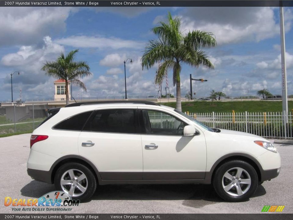 2007 Hyundai Veracruz Limited Stone White / Beige Photo #15