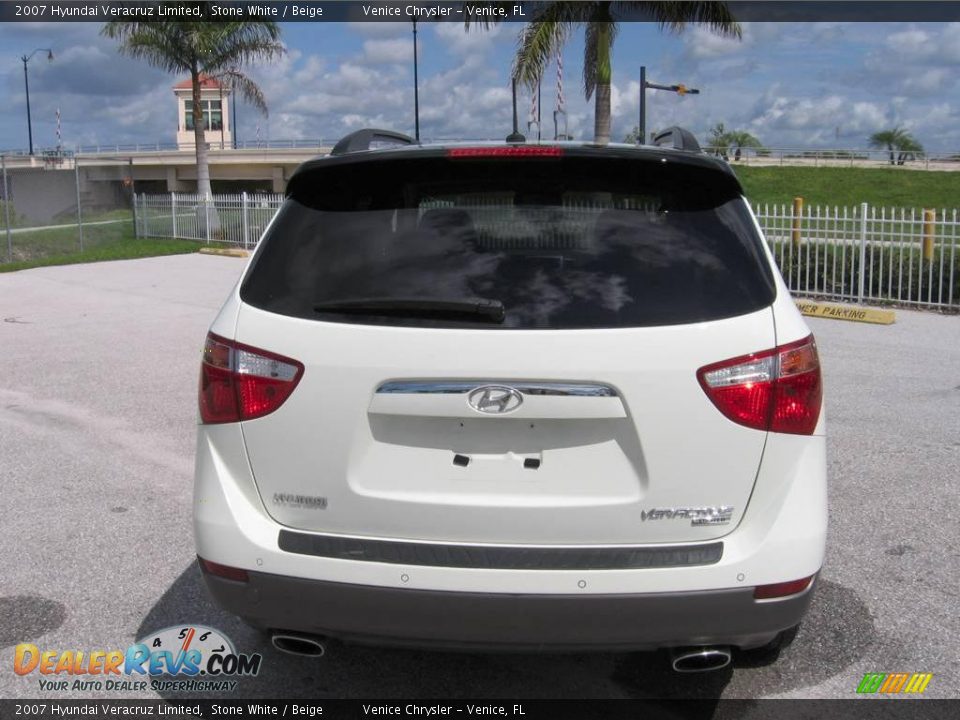 2007 Hyundai Veracruz Limited Stone White / Beige Photo #16