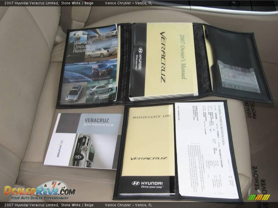 2007 Hyundai Veracruz Limited Stone White / Beige Photo #26