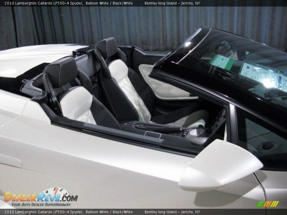 2010 Lamborghini Gallardo LP560-4 Spyder Balloon White / Black/White Photo #15