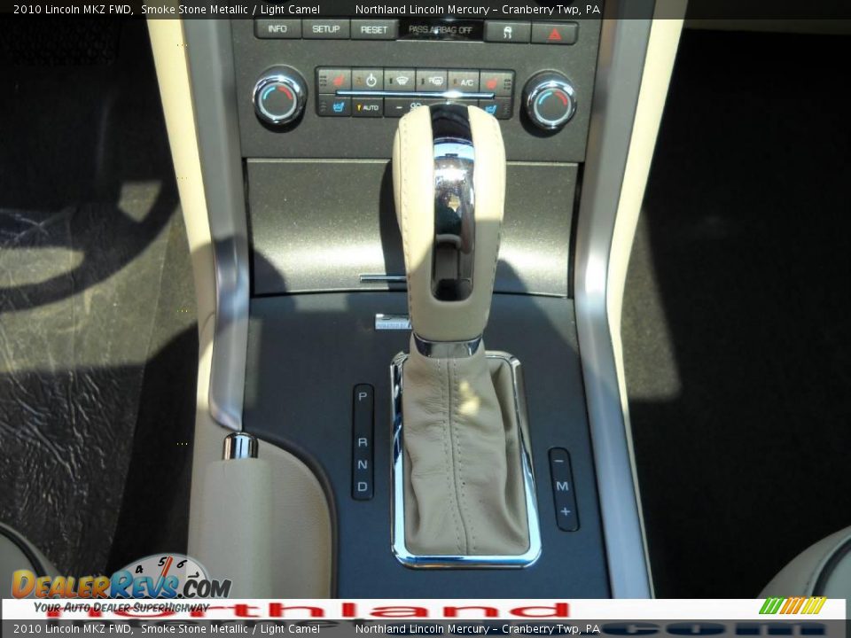 2010 Lincoln MKZ FWD Smoke Stone Metallic / Light Camel Photo #18