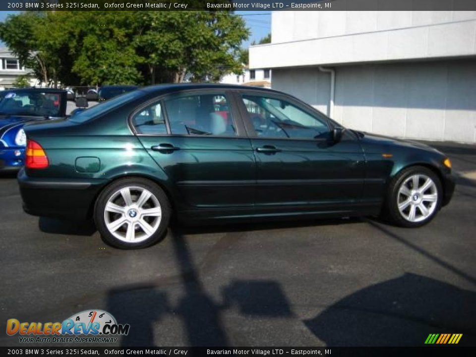 2003 BMW 3 Series 325i Sedan Oxford Green Metallic / Grey Photo #8