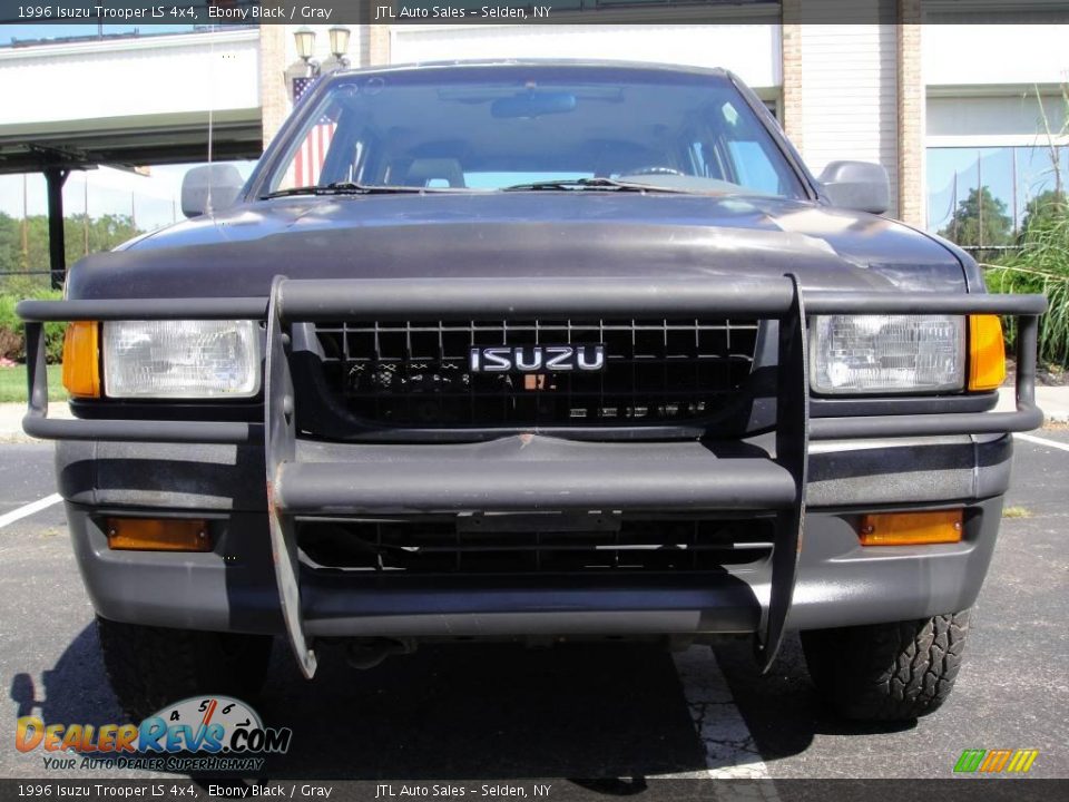 1996 Isuzu Trooper LS 4x4 Ebony Black / Gray Photo #2