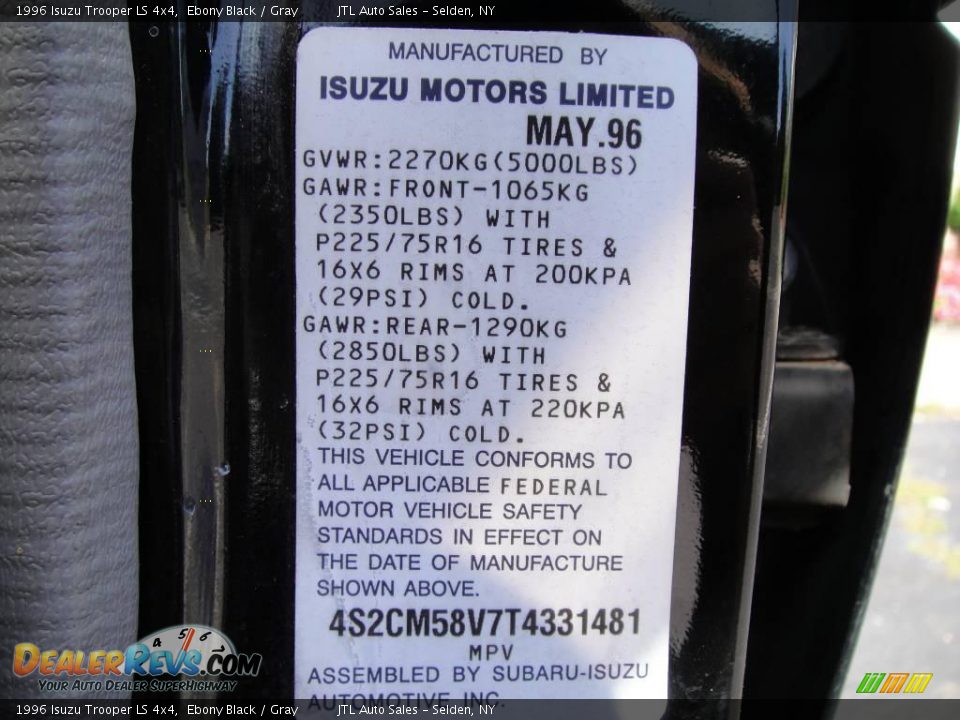 1996 Isuzu Trooper LS 4x4 Ebony Black / Gray Photo #15