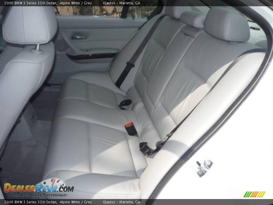 2006 BMW 3 Series 330i Sedan Alpine White / Grey Photo #10
