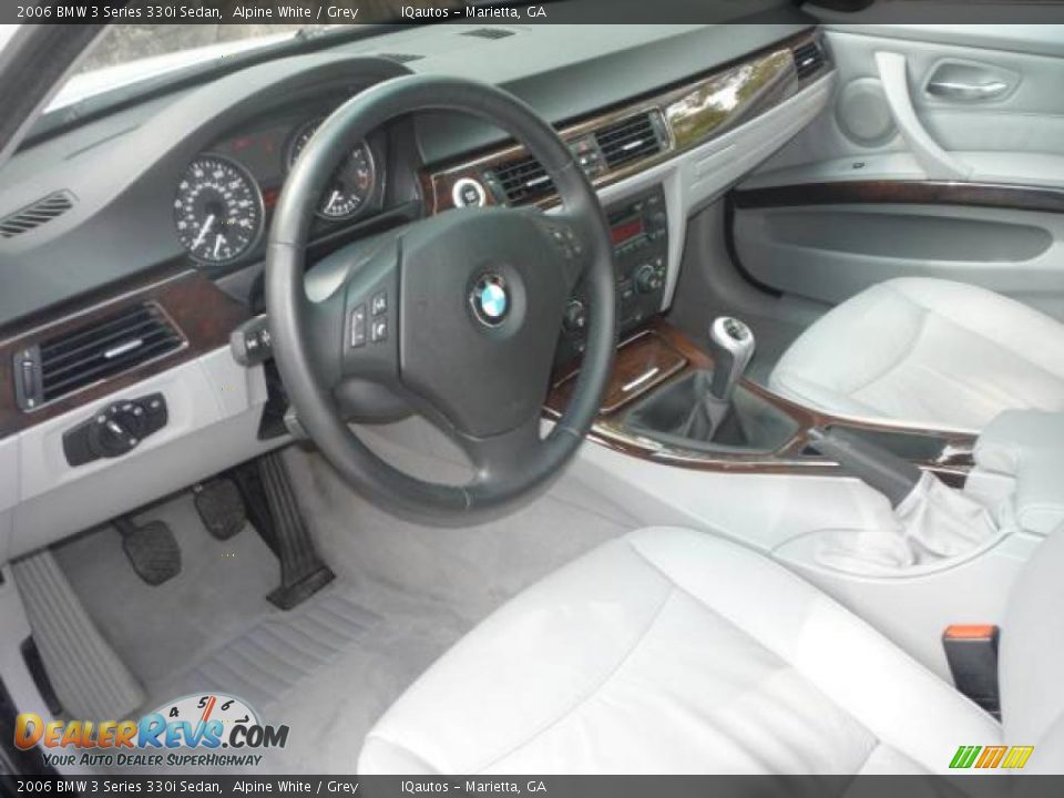 2006 BMW 3 Series 330i Sedan Alpine White / Grey Photo #17