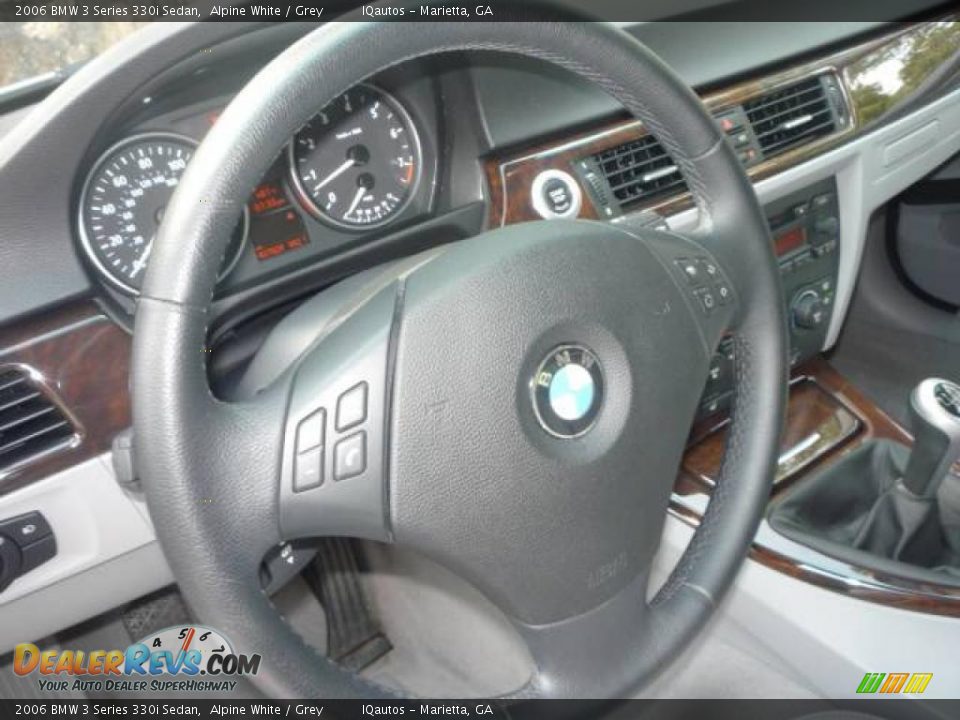 2006 BMW 3 Series 330i Sedan Alpine White / Grey Photo #18