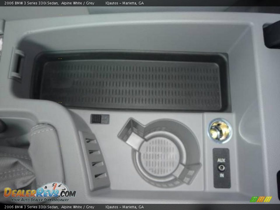 2006 BMW 3 Series 330i Sedan Alpine White / Grey Photo #24