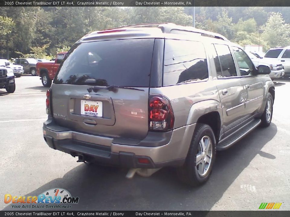 2005 Chevrolet TrailBlazer EXT LT 4x4 Graystone Metallic / Ebony Photo #3