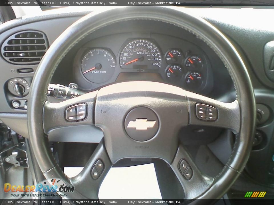2005 Chevrolet TrailBlazer EXT LT 4x4 Graystone Metallic / Ebony Photo #15