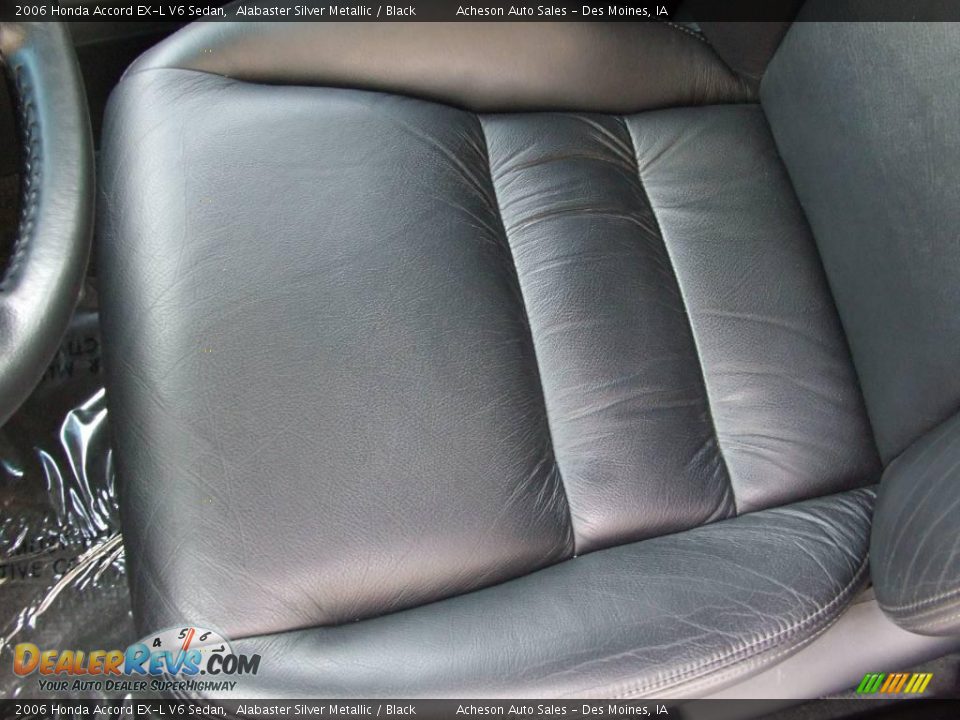 2006 Honda Accord EX-L V6 Sedan Alabaster Silver Metallic / Black Photo #12